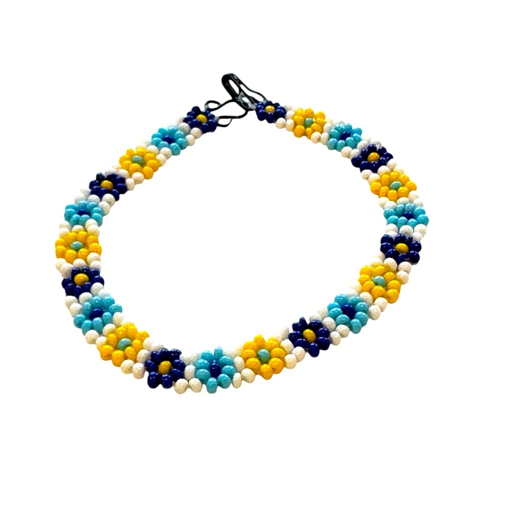 Colorful Beaded Flower Bracelet. Blue, yellow and white. NEW